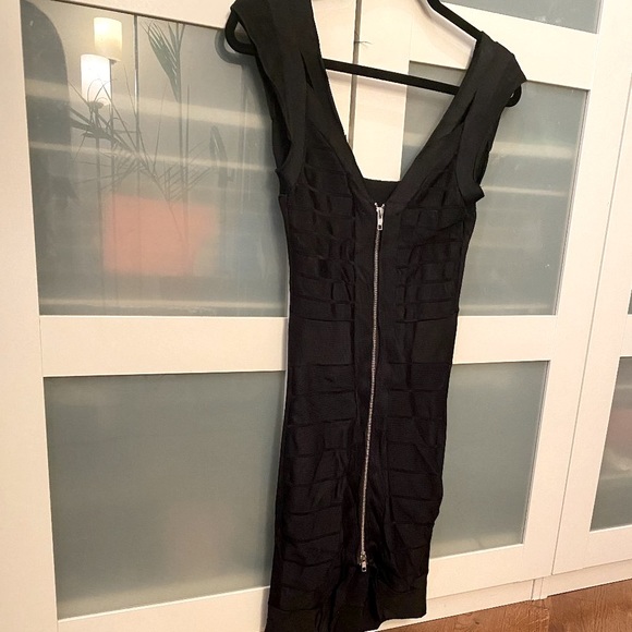 French Connection Zip Up Bandage Dress With Cutout - Picture 3 of 6